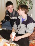 Artie & Stasjan - 19nitten, 19zone - Cumshot