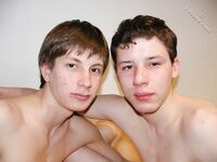 Artie & Stasjan - 19nitten, 19zone - Cumshot