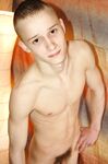 Artur 1 - 19nitten, 19zone - Masturbation