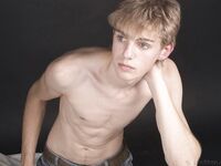 Bennie 1 - 19nitten, 19zone - Twinks