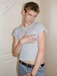 Benny - 19nitten, 19zone - Latino