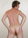 Benny - 19nitten, 19zone - Latino