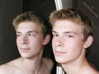 Benny - 19nitten, 19zone - Latino