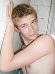 Benny - 19nitten, 19zone - Latino