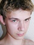 Benny - 19nitten, 19zone - Latino