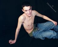Brent - 19nitten, 19zone - Cumshot