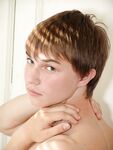 Bruno - 19nitten, 19zone - Twinks