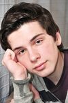 Carl - 19nitten, 19zone - Latino