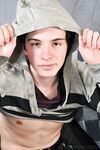 Carl - 19nitten, 19zone - Latino