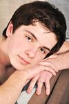 Carl - 19nitten, 19zone - Latino