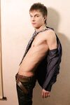 Casey - 19nitten, 19zone - Latino