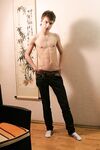 Casey - 19nitten, 19zone - Latino