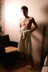Casey - 19nitten, 19zone - Latino