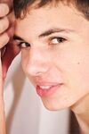 Cassian - 19nitten, 19zone - Latino