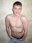 Charlie - 19nitten, 19zone - Latino