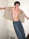 Chris F - 19nitten, 19zone - Latino