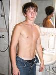 Chris F - 19nitten, 19zone - Latino