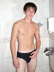 Chris F - 19nitten, 19zone - Latino