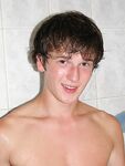 Chris F - 19nitten, 19zone - Latino