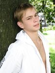Daniil - 19nitten, 19zone - Latino