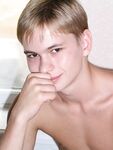 Daniil - 19nitten, 19zone - Latino