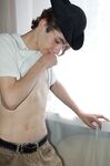 Danil - 19nitten, 19zone - Latino