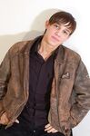 Darold - 19nitten, 19zone - Latino