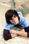 Demian - 19nitten, 19zone - Cumshot
