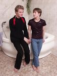Deniss & Artem - 19nitten, 19zone - Twinks
