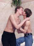 Deniss & Artem - 19nitten, 19zone - Twinks
