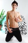 Dennis - 19nitten, 19zone - Twinks