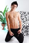 Dennis - 19nitten, 19zone - Twinks