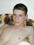 Dimitri - 19nitten, 19zone - Latino