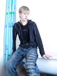 Eduard - 19nitten, 19zone - Twinks