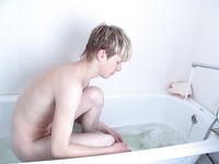 Eduard - 19nitten, 19zone - Twinks