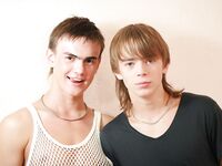 Eric & Leo - 19nitten, 19zone - Latino