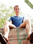 Erik - 19nitten, 19zone - Masturbation