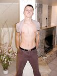 Felix - 19nitten, 19zone - Latino