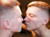 Felix - 19nitten, 19zone - Latino