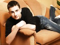 Hans - 19nitten, 19zone - Latino
