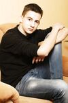 Hans - 19nitten, 19zone - Latino