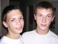 Hunter & Grinja - 19nitten, 19zone - 19zone