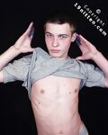Ilja 2 - 19nitten, 19zone - Cumshot