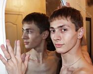 Jakov - 19nitten, 19zone - Masturbation