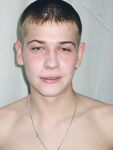 John - 19nitten, 19zone - Latino