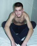 John - 19nitten, 19zone - Latino