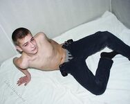 John - 19nitten, 19zone - Latino