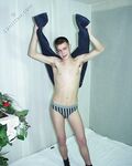 John - 19nitten, 19zone - Latino