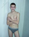 John - 19nitten, 19zone - Latino