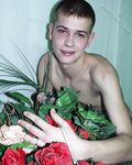 John - 19nitten, 19zone - Latino